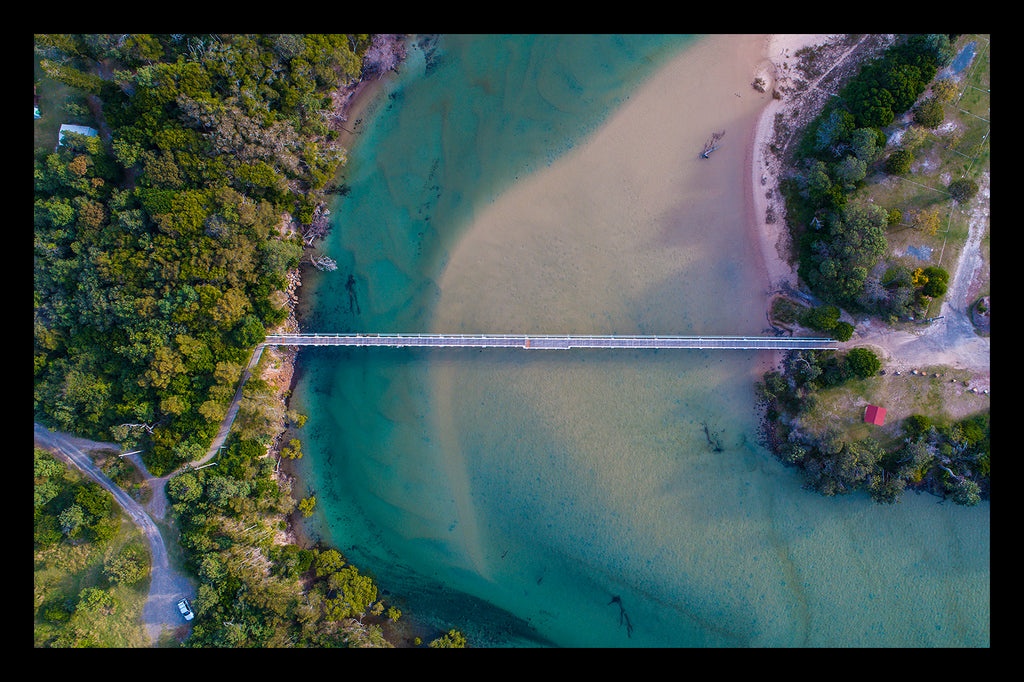 HAT HEAD BRIDGE